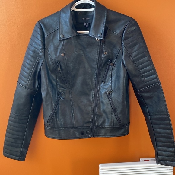 Vera Moda Leather Jacket - Picture 4 of 11